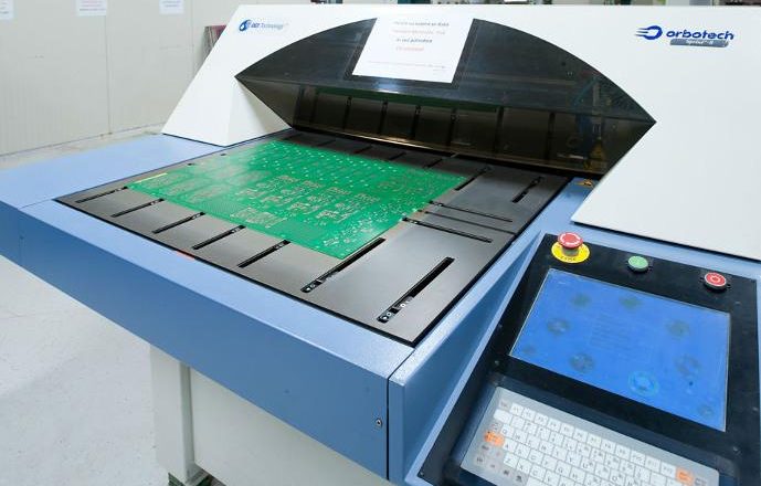 SMD Bestücken: Die Zukunft der Elektronikfertigung